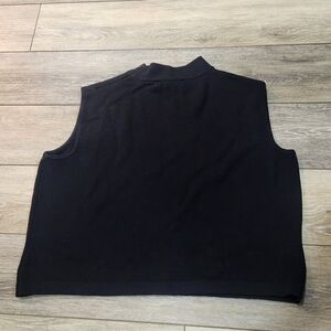 St. John Vintage Black Sleeveless Sweater Top Size Large